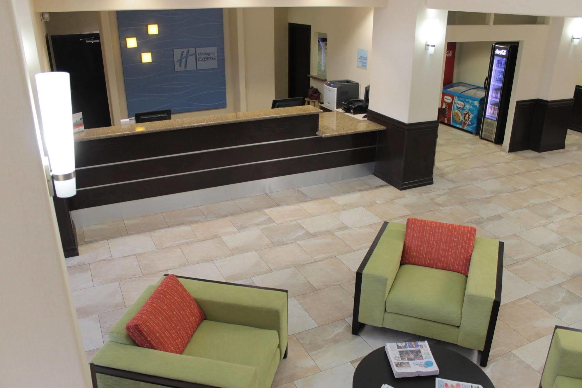 Holiday Inn Express Hotel And Suites Brownsville By Ihg Kültér fotó