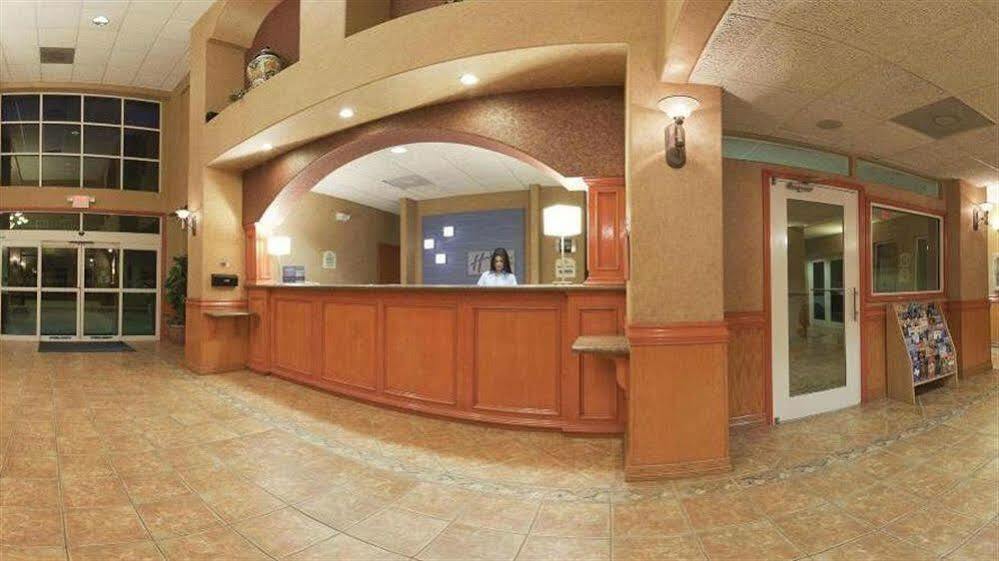 Holiday Inn Express Hotel And Suites Brownsville By Ihg Kültér fotó